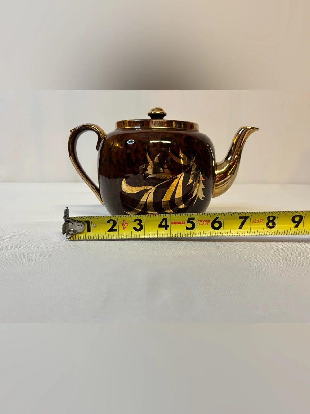 Vintage Gibsons England Tortoiseshell Teapot T720 Gold Gilt Leaf Art Deco 5.5